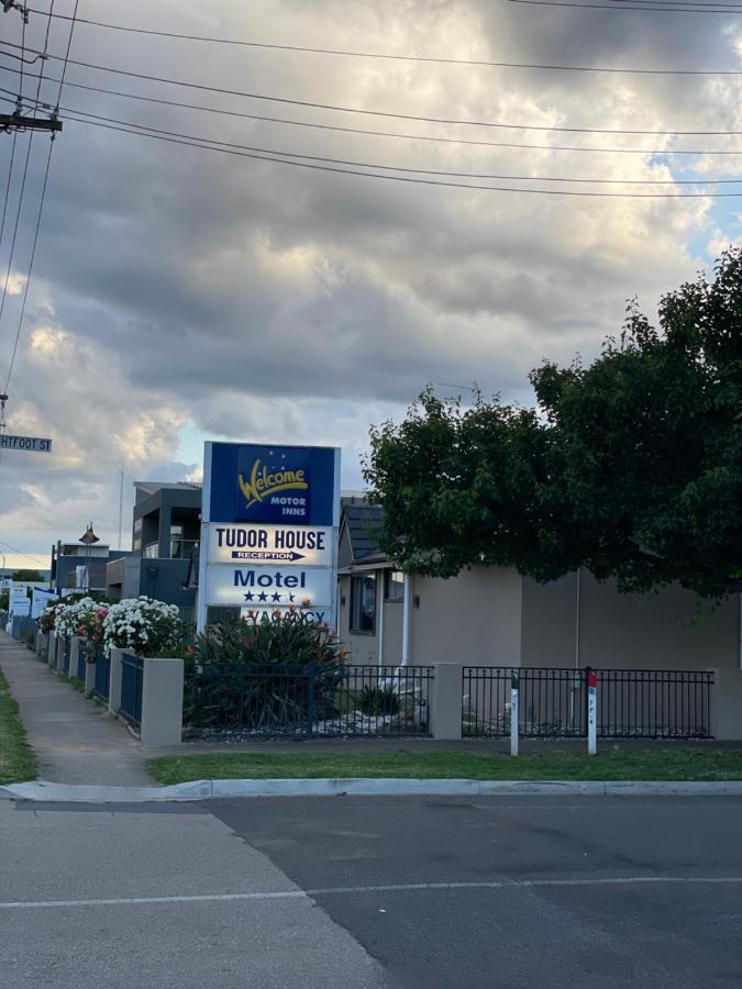 Shepparton Motor Inn Tudor House Motel Екстериор снимка