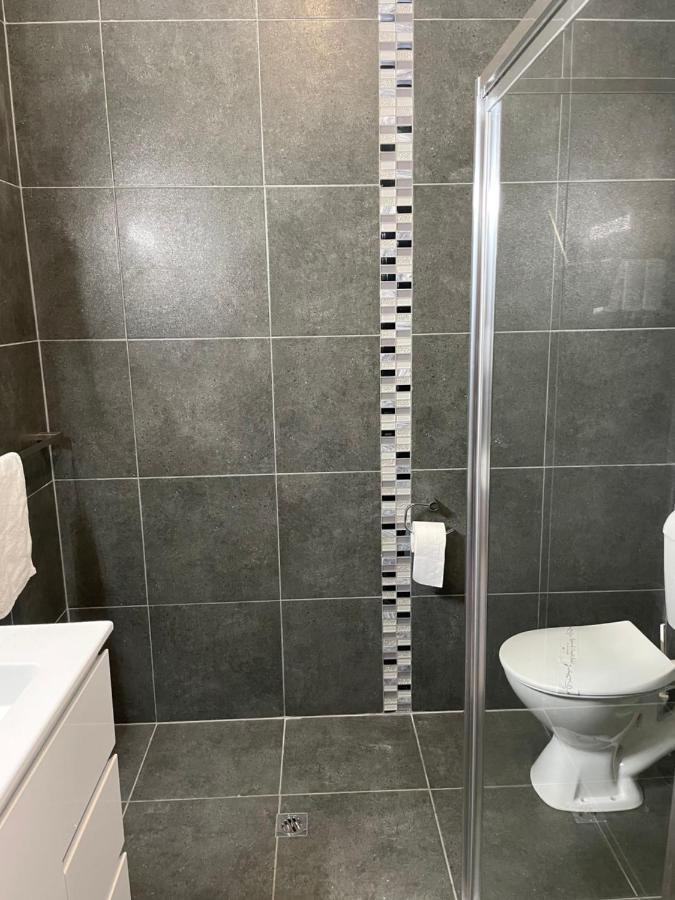 Shepparton Motor Inn Tudor House Motel Екстериор снимка