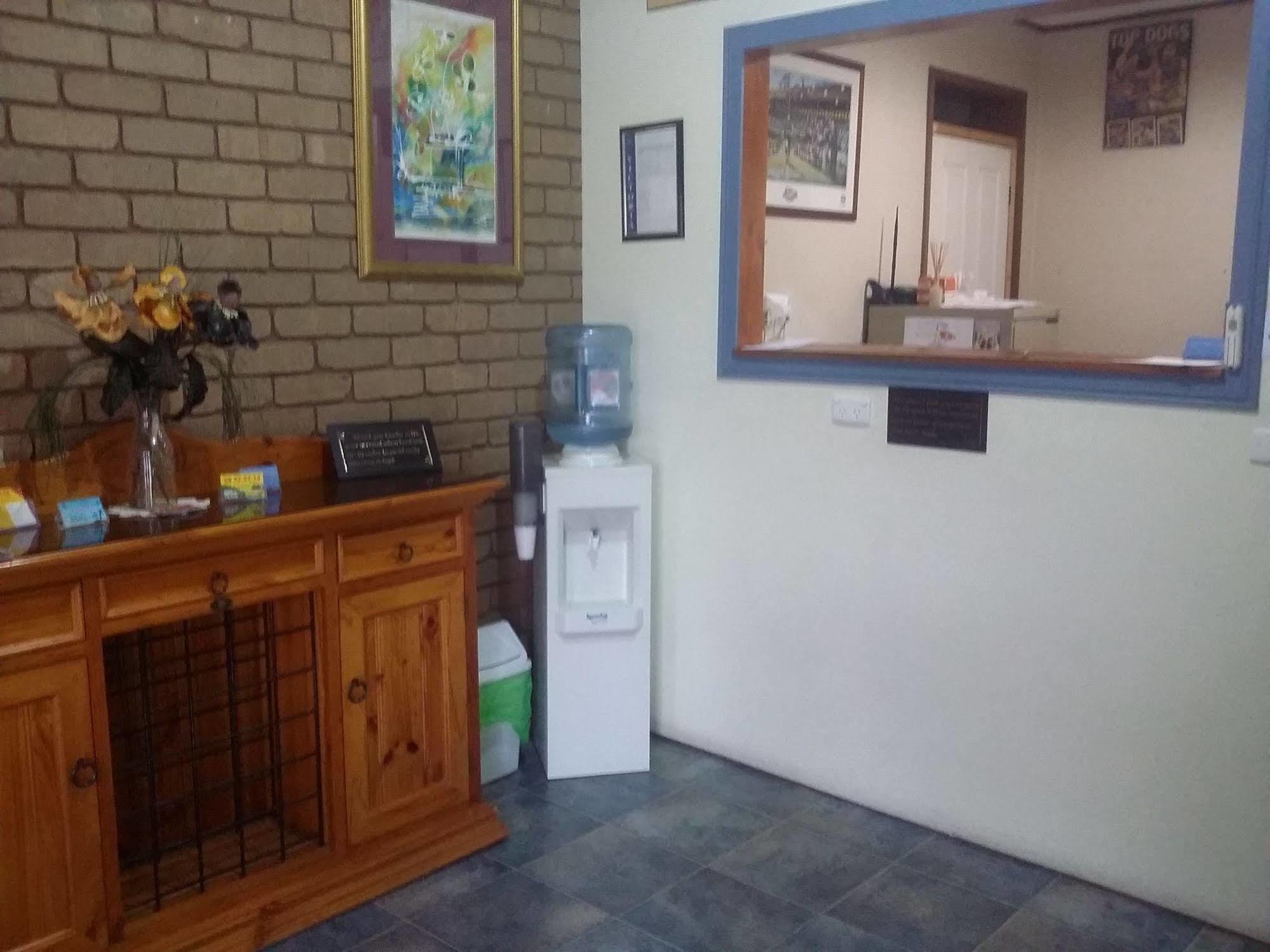 Shepparton Motor Inn Tudor House Motel Екстериор снимка